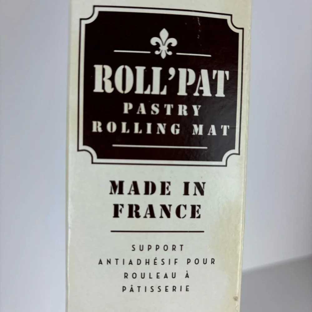 Williams Sonoma ROLL PAT/France pastry rolling mat-NIP